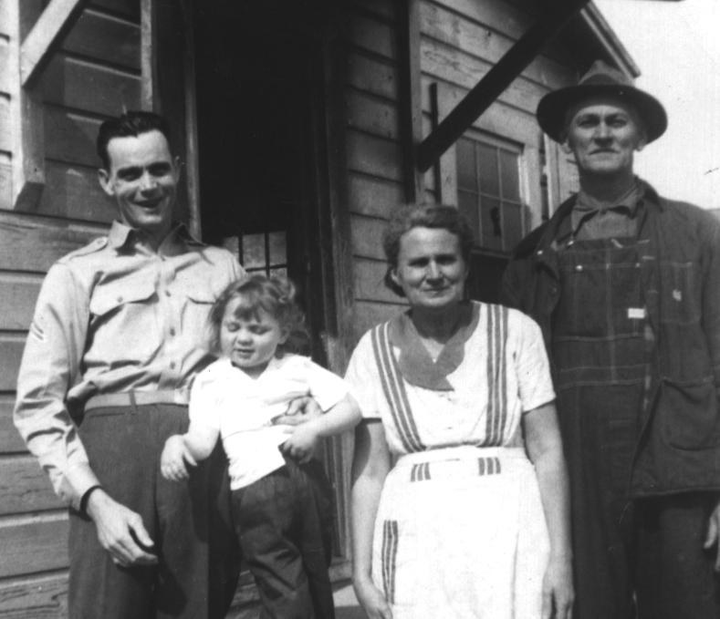 bennie,carolyn,granny & grandpa